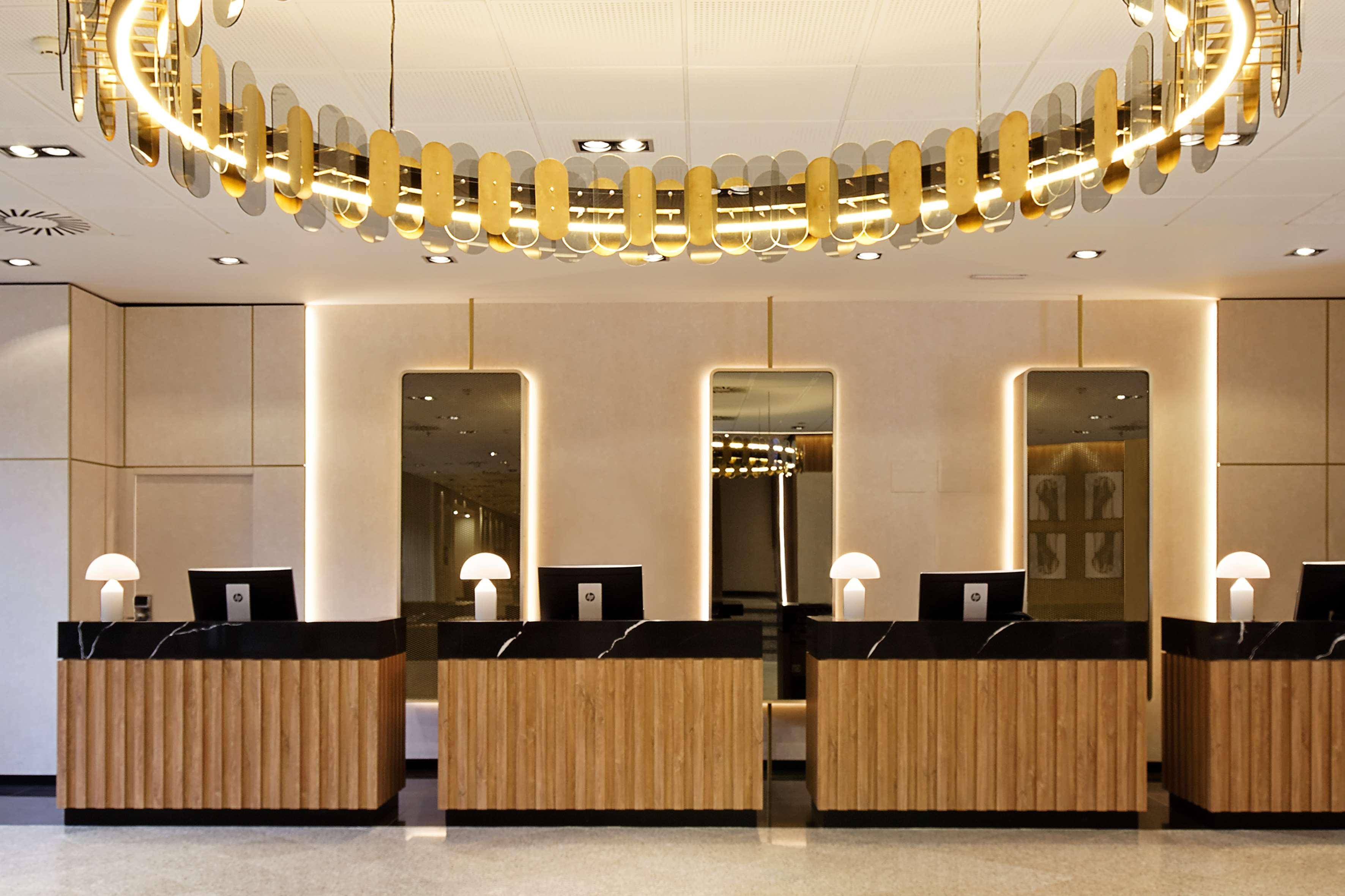 Melia Avenida De America Madrid Exterior photo