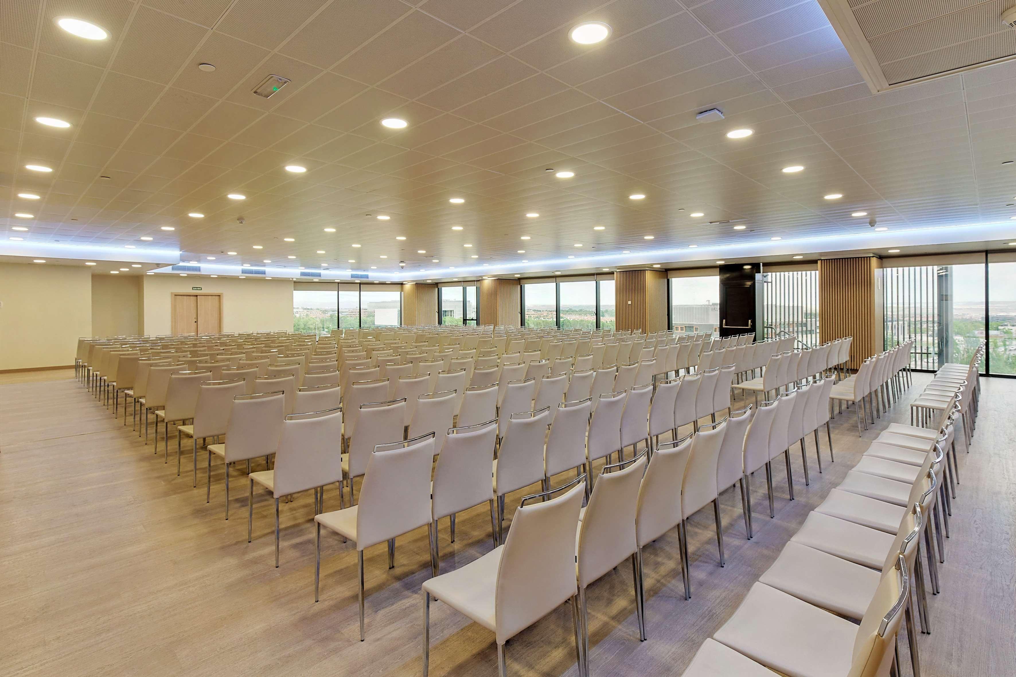 Melia Avenida De America Madrid Exterior photo